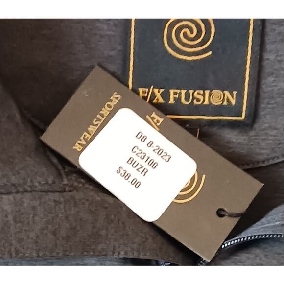 F/X Fusion 1/4 Zip Gray Sportswear Pullover Men's Size Large With Spandex NWT - Picture 2 of 8
